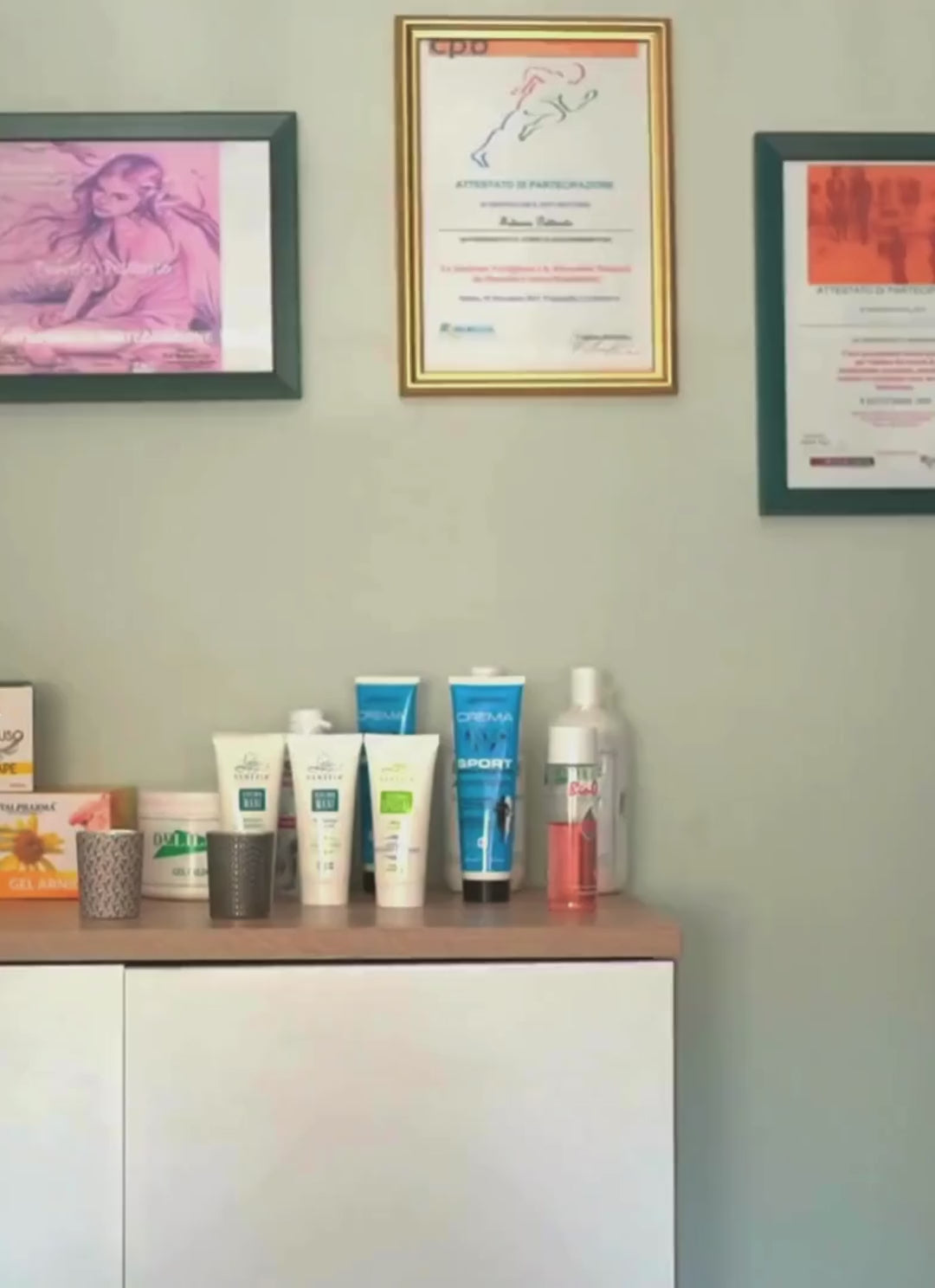 Carica il video: 