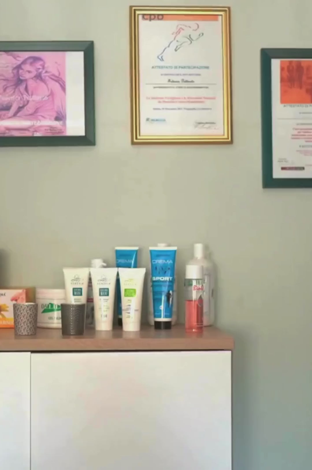 Carica il video: 